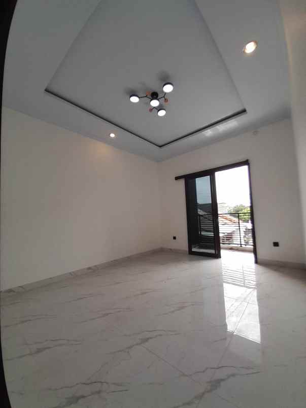dijual rumah jl keadilan jalan situasi