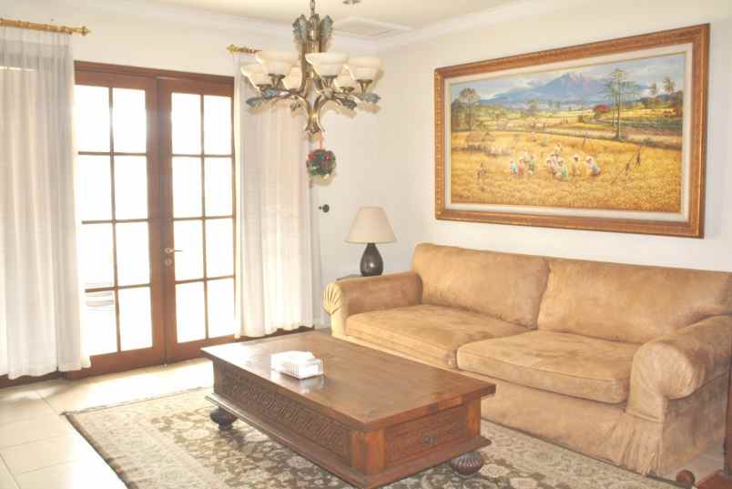 dijual rumah jl maleo