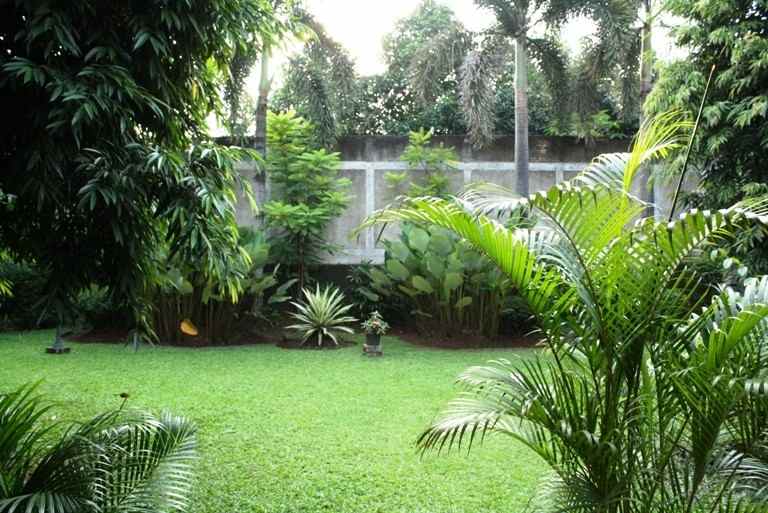 dijual rumah jl maleo