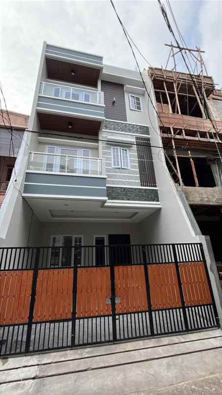 dijual rumah jl mandala