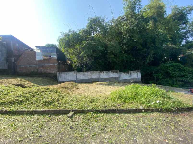 dijual rumah jl pahlawan balearjosari