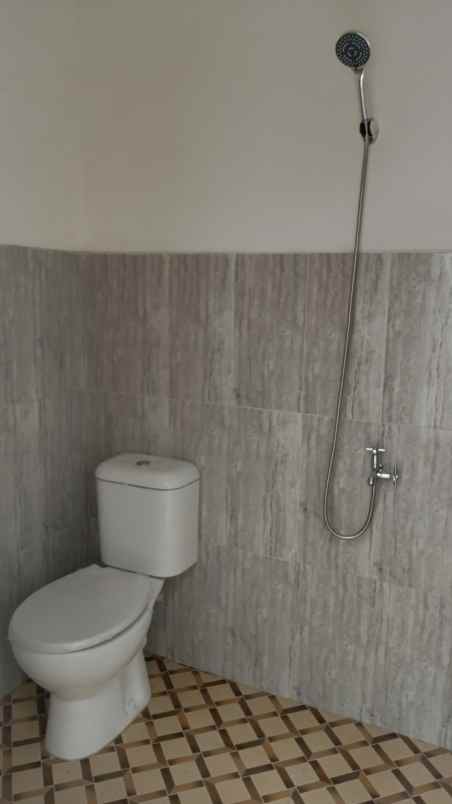 dijual rumah jl pahlawan balearjosari