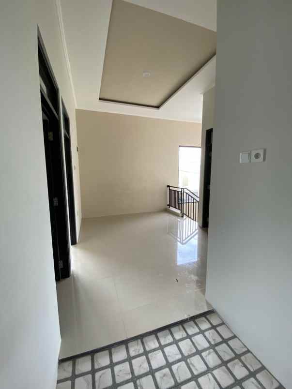 dijual rumah jl pekapuran raya sukatani