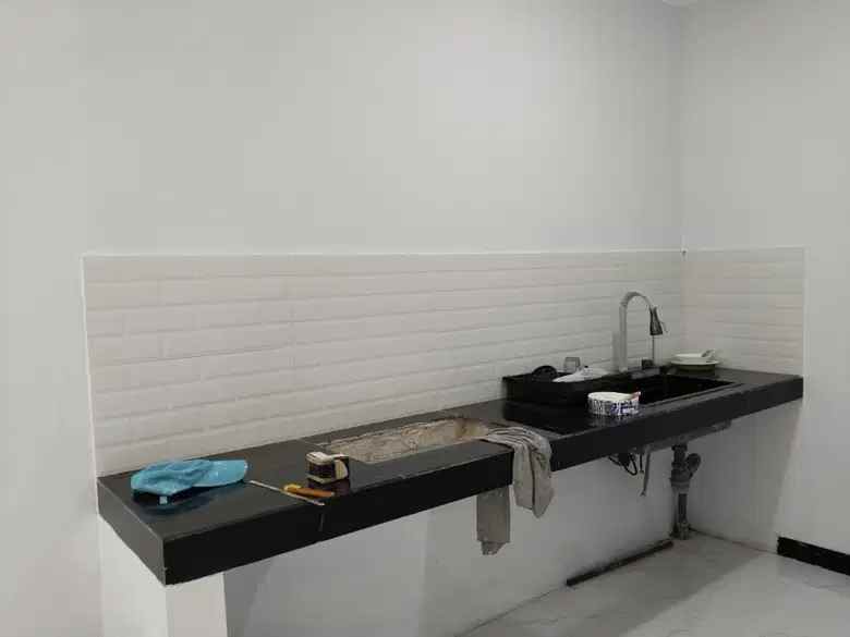 dijual rumah jl pondok kelapa duren