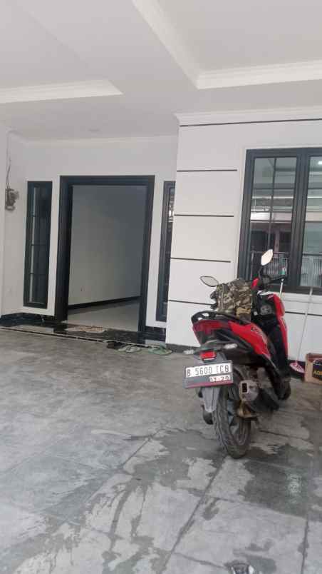 dijual rumah jl pondok kelapa duren