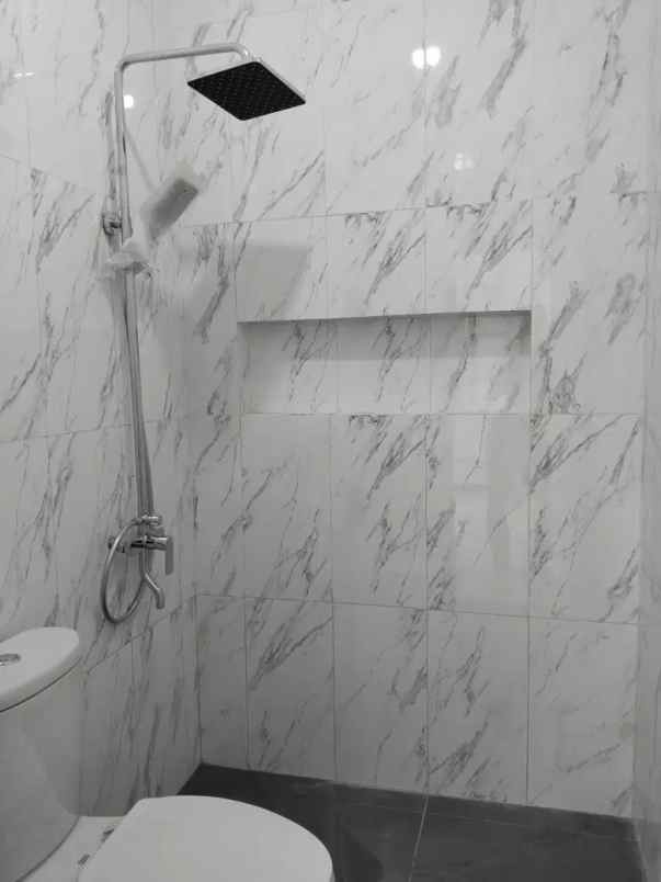 dijual rumah jl pondok kelapa duren