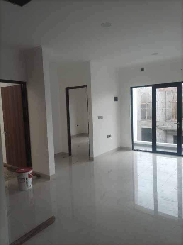 dijual rumah jl pondok kelapa duren