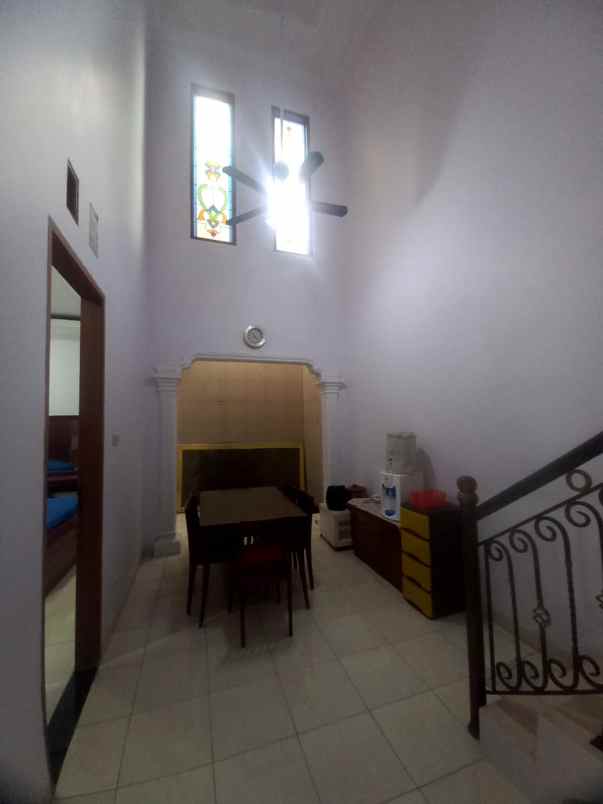 dijual rumah jl pondok kelapa duren