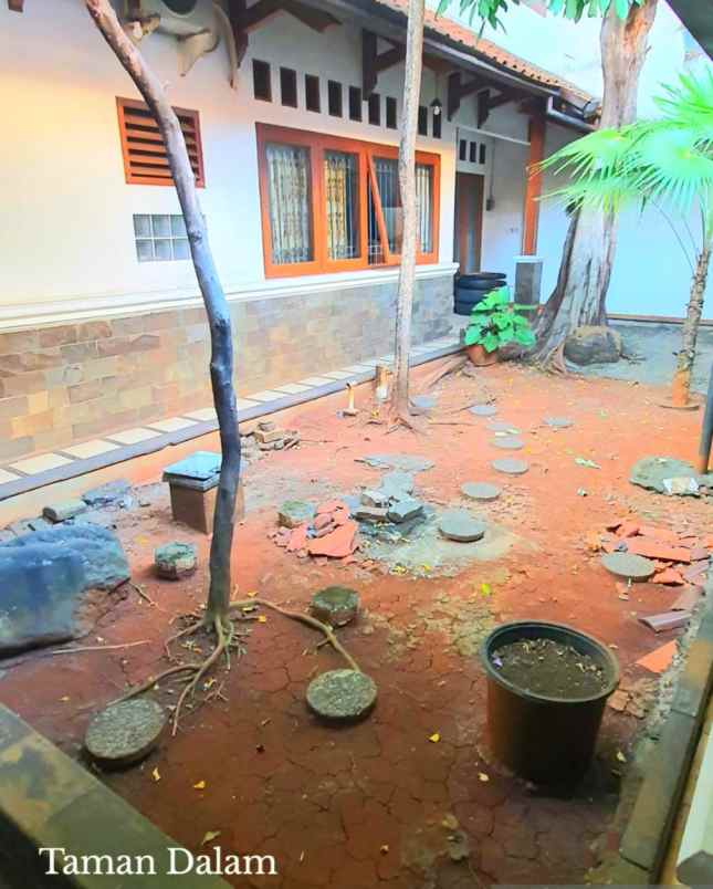 dijual rumah jl pondok kelapa duren