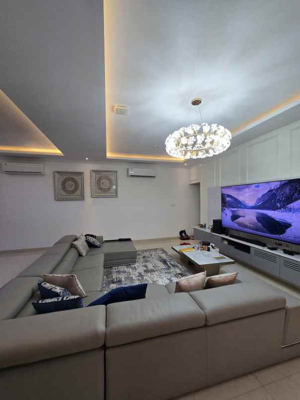dijual rumah jl raya duren sawit