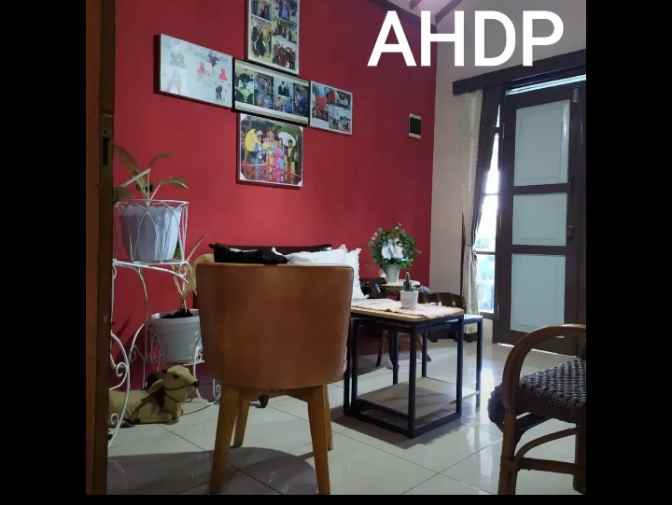 dijual rumah jl raya rancaekek kencana