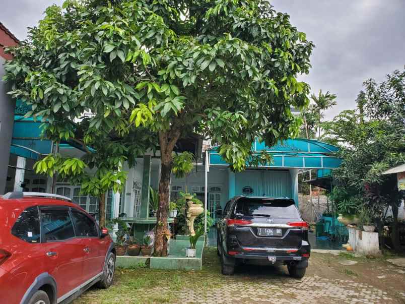 dijual rumah jl re martadinata