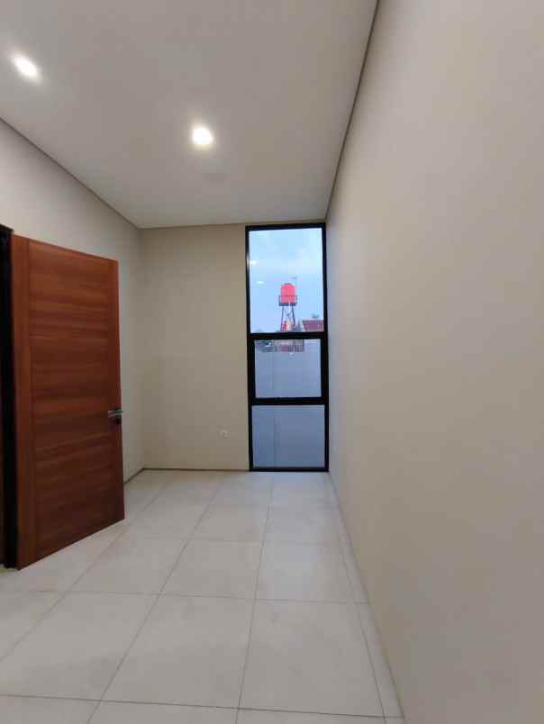 dijual rumah jl riung bandung