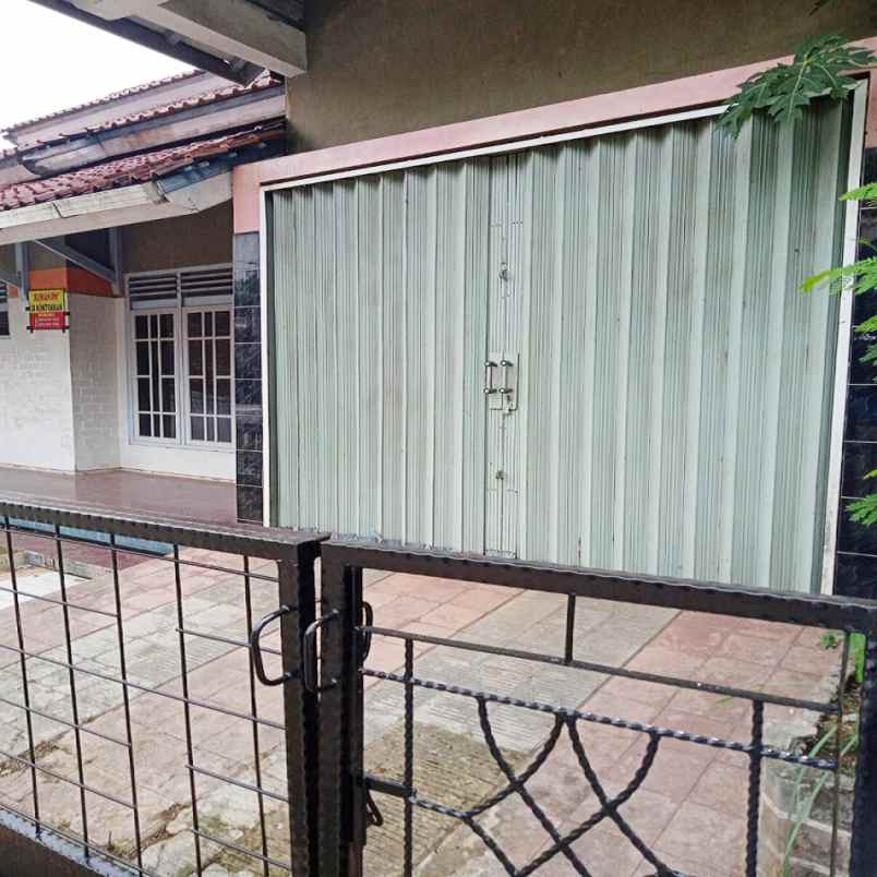 dijual rumah jl singa wedana rt 01 rw