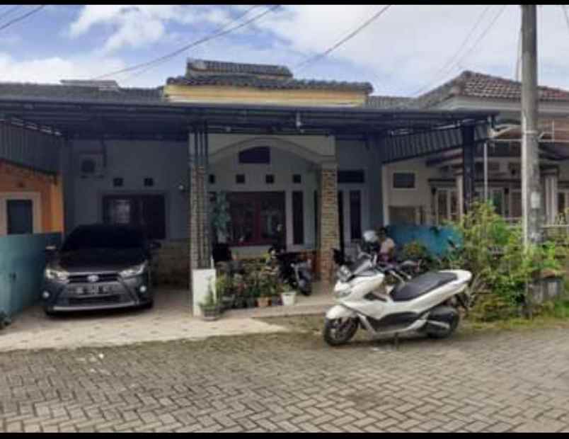 Dijual Rumah Komplek Telkom Sultan Alauddin Strategis Jarang Ada