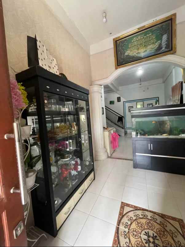 dijual rumah jl suka karya