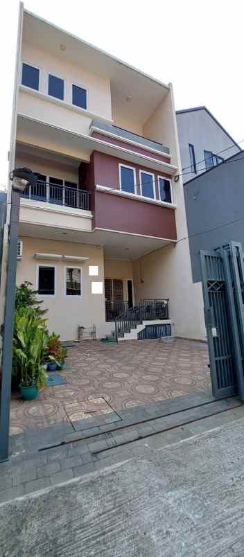 dijual rumah jl sunter agung barat