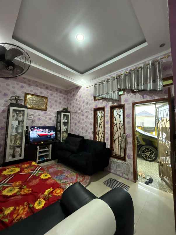 dijual rumah jl tengku bey