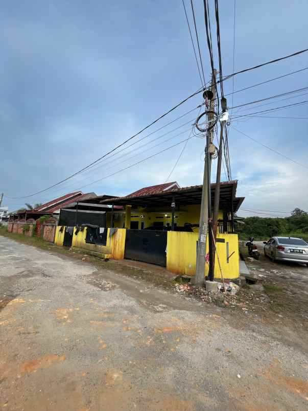 dijual rumah jl tengku bey