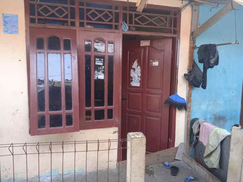 dijual rumah jl tipar timur semper