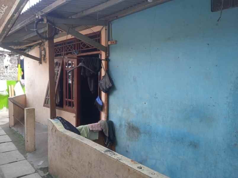 dijual rumah jl tipar timur semper