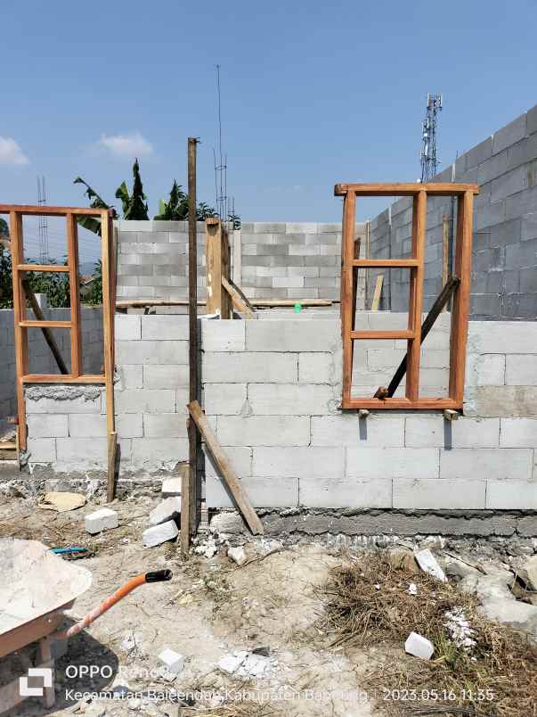 dijual rumah jln raya andir katapang
