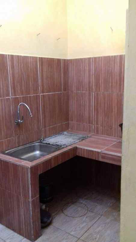 dijual rumah jln raya juanda depok
