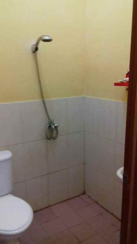 dijual rumah jln raya juanda depok