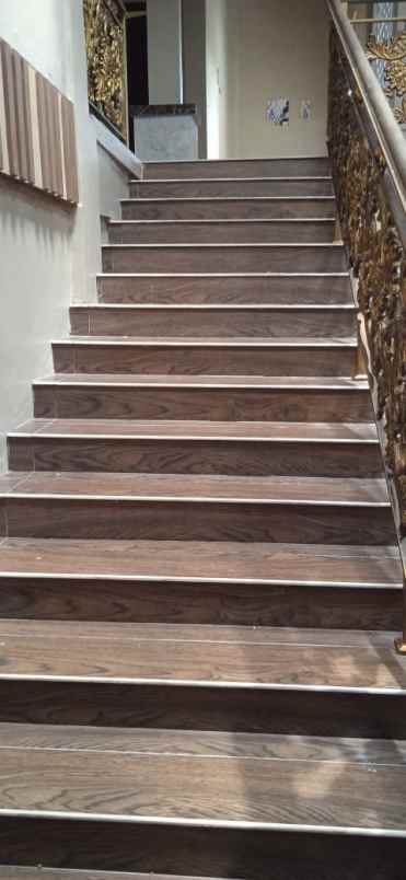 dijual rumah jln rusa