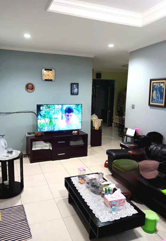 dijual rumah jombang tangsel