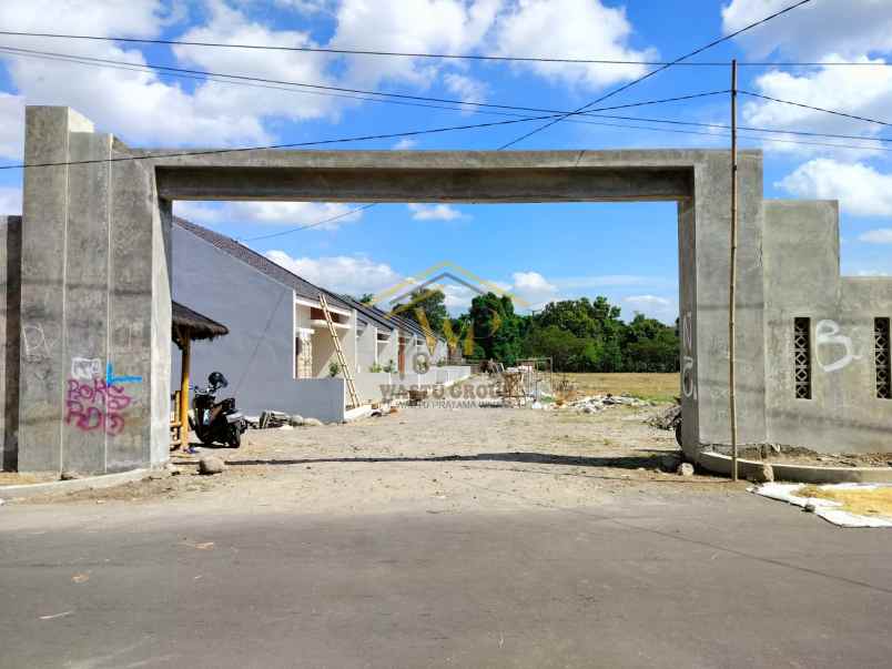 dijual rumah kalikotes