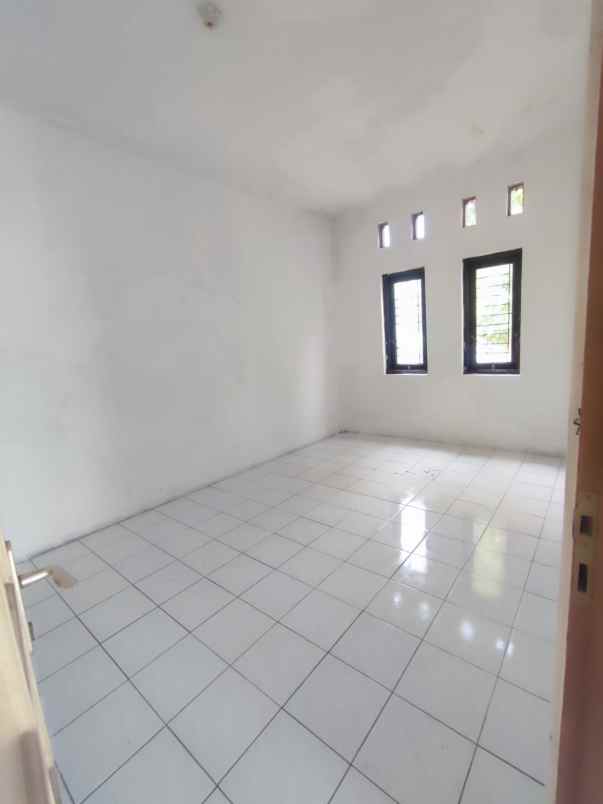 dijual rumah kaliurang km 13 5