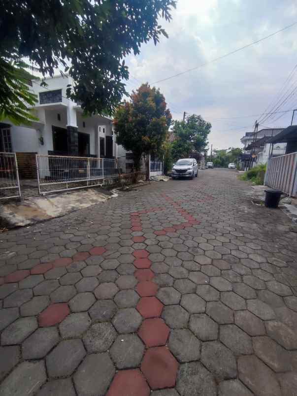 dijual rumah kaliurang km 13 5
