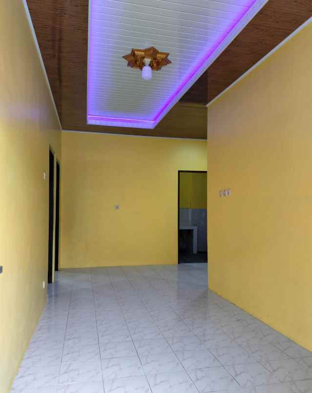 dijual rumah kantor kecamatan berbah