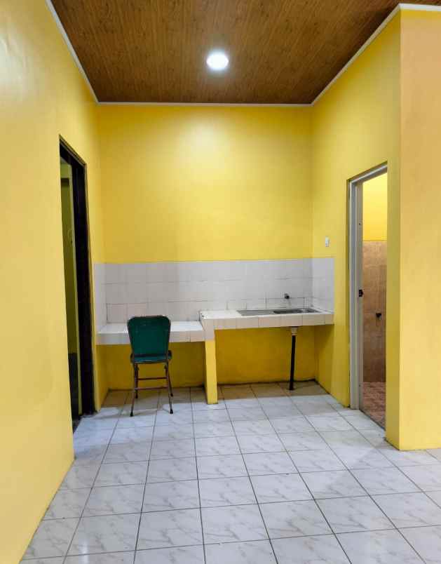 dijual rumah kantor kecamatan berbah