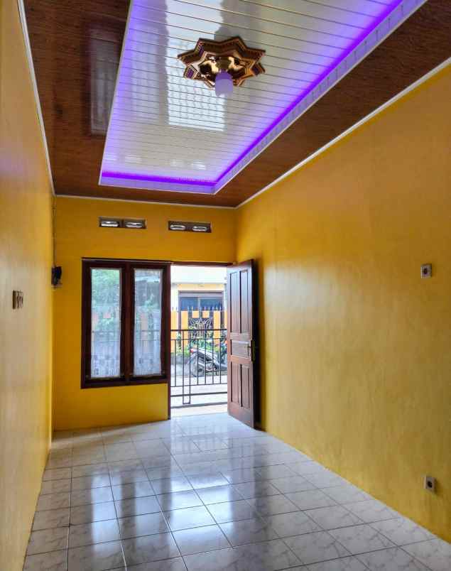 dijual rumah kantor kecamatan berbah