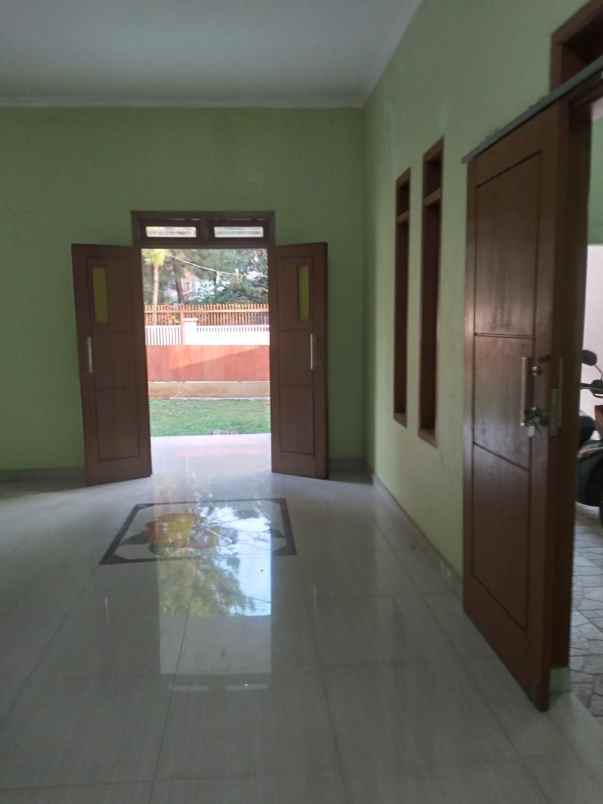 dijual rumah kavlingan bri