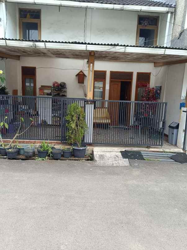 dijual rumah kec cimahi utara