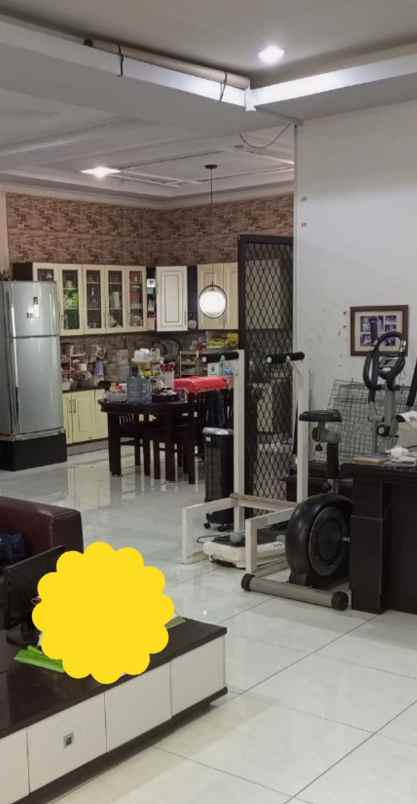 dijual rumah kediri
