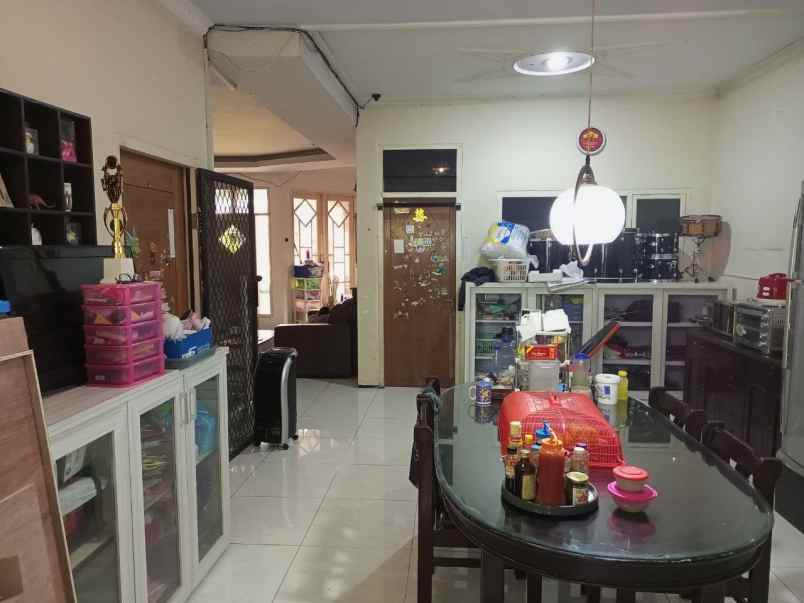 dijual rumah kediri