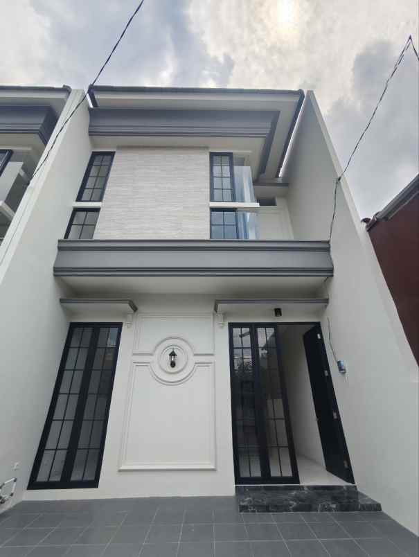 dijual rumah kedung baruk