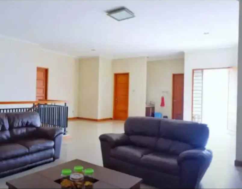 dijual rumah kemang pratama bojong