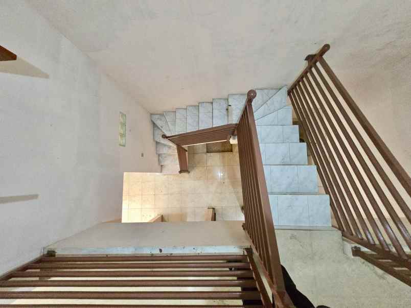 dijual rumah kemiri muka beji depok