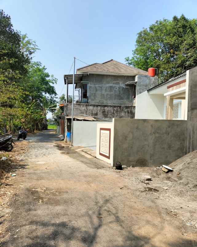 dijual rumah kids fun park