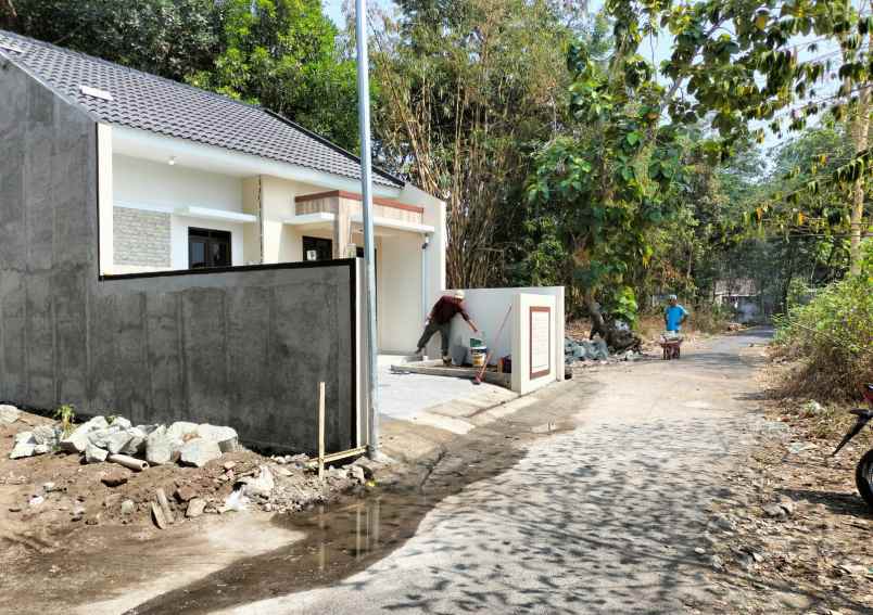 dijual rumah kids fun park