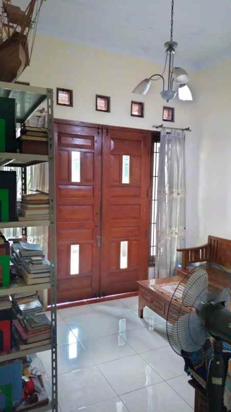 dijual rumah kokoh terawat murah di cileungsi