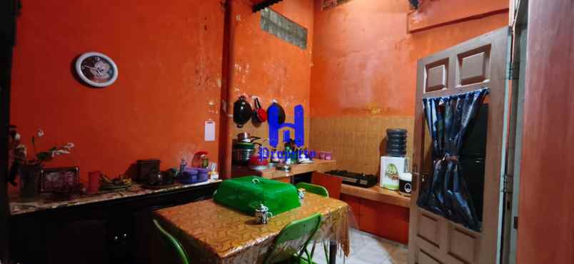 dijual rumah komplek cemara hijau jalan