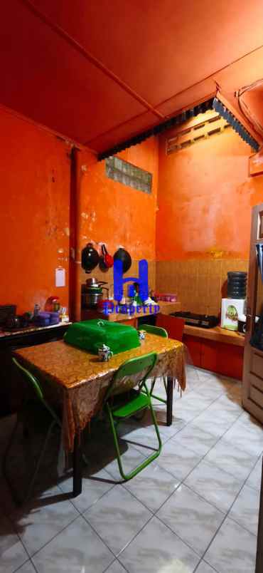 dijual rumah komplek cemara hijau jalan