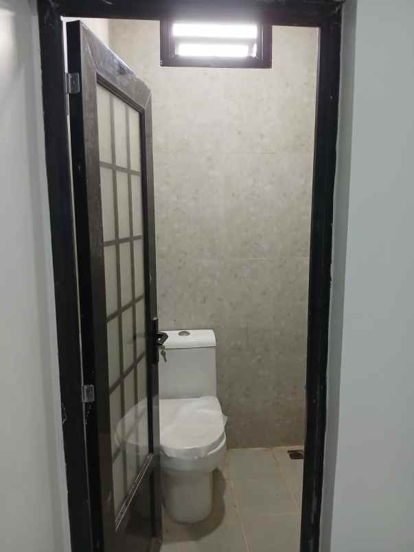 dijual rumah komplek cijambe