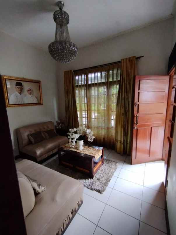 dijual rumah komplek cipta graha gunung